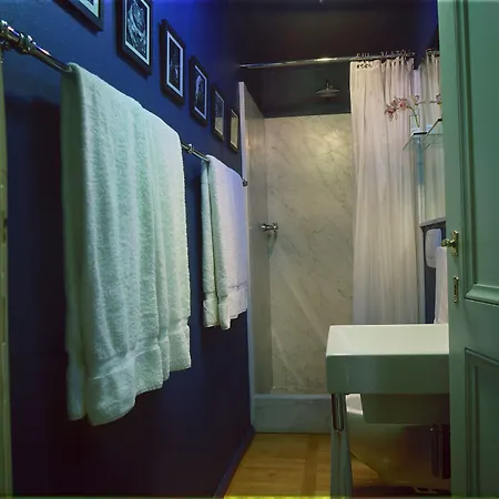 Casa Howard - Residenza D'epoca מלון 3*