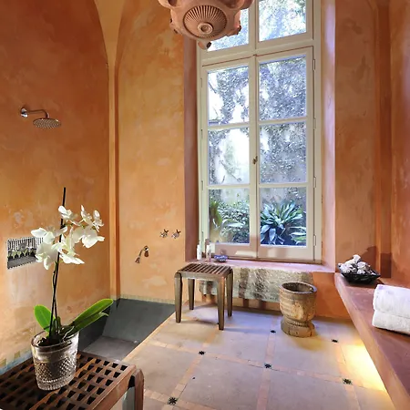 מלון Casa Howard - Residenza D'epoca 3*