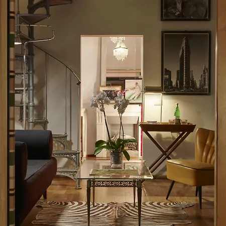 Casa Howard - Residenza D'epoca מלון