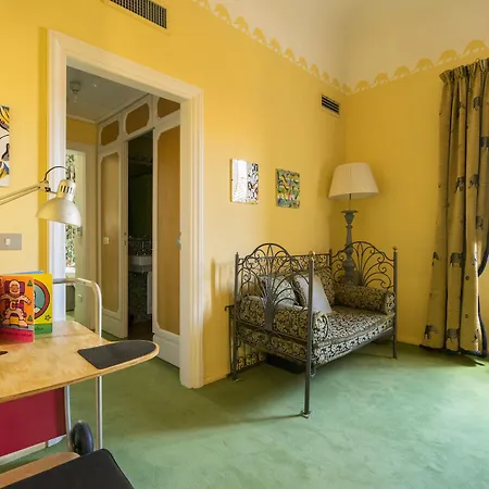 Casa Howard - Residenza D'epoca ホテル 3*