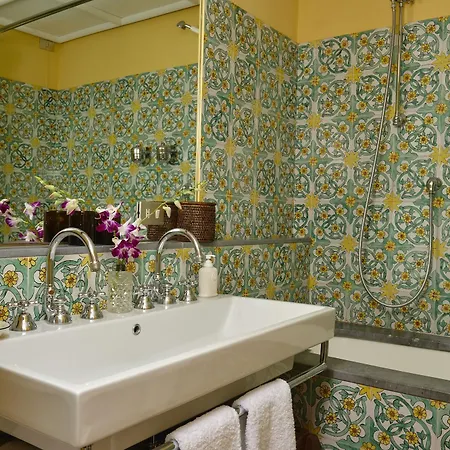 ホテル Casa Howard - Residenza D'epoca 3*